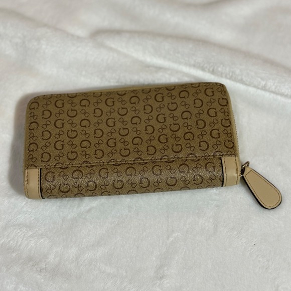 GUESS Womens Brown Monogram Logo Zip Around Wallet Tan Trim - Picture 4 of 9